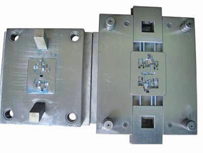 西双版纳精密塑料模-01